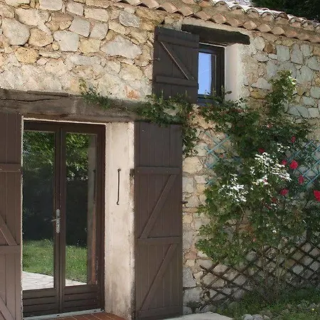Fleur De Lys Fayence