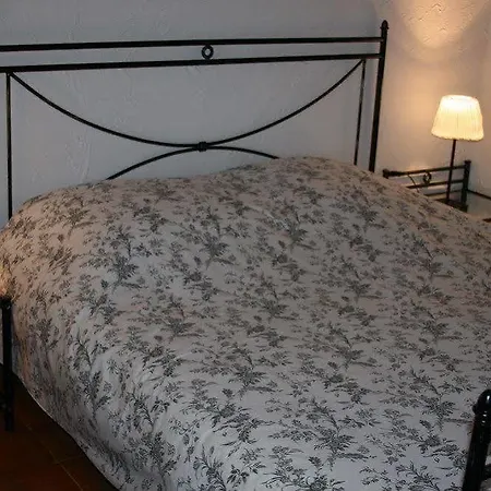 Fleur De Lys 3* Fayence